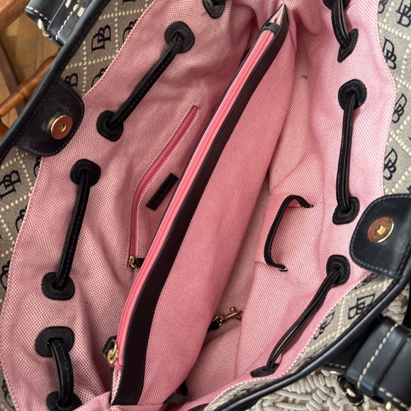 Dooney & Bourke bag - Picture 3 of 4